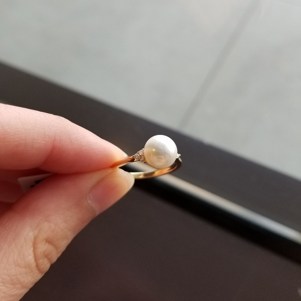 18kt Gold and Natural Pearl Ring - Picture 5 of 7